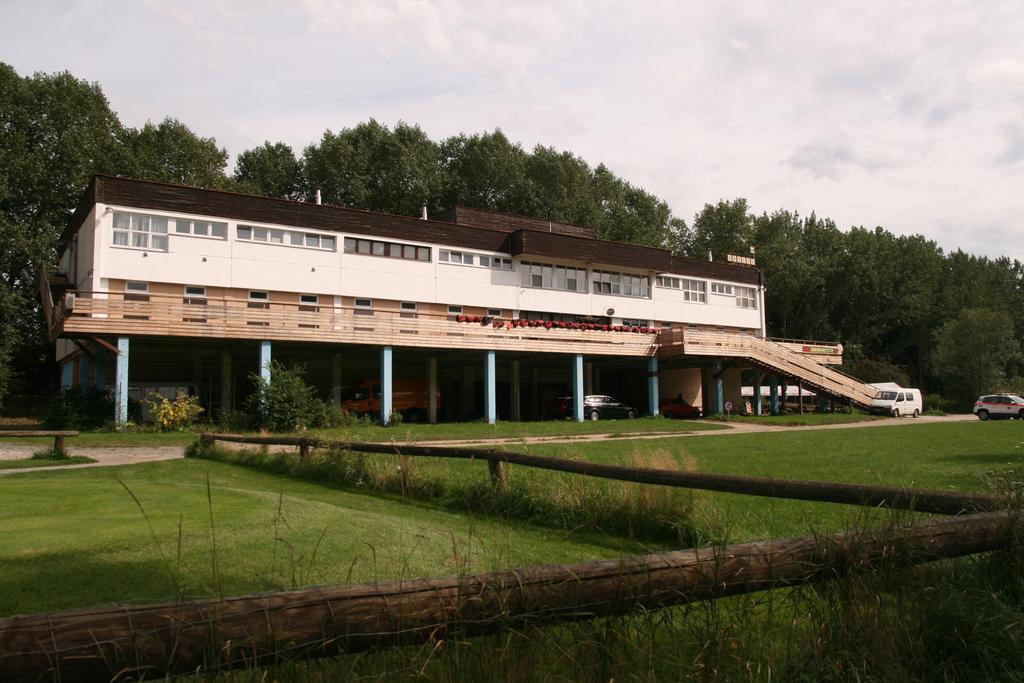 Hostel Boathouse Prague Luaran gambar